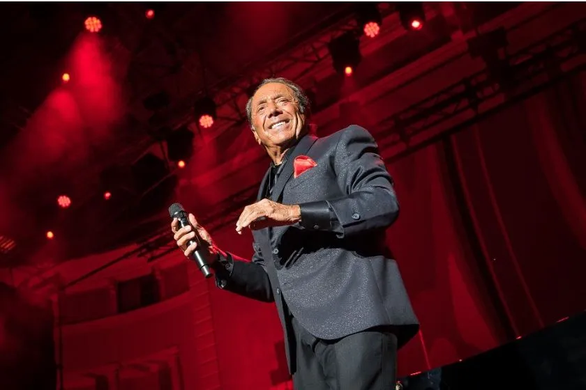 Paul Anka en la seva actuació a la Nit solidària Festival Jardins Pedralbes Paul Anka en la seva actuació a la Nit solidària Festival Jardins Pedralbes