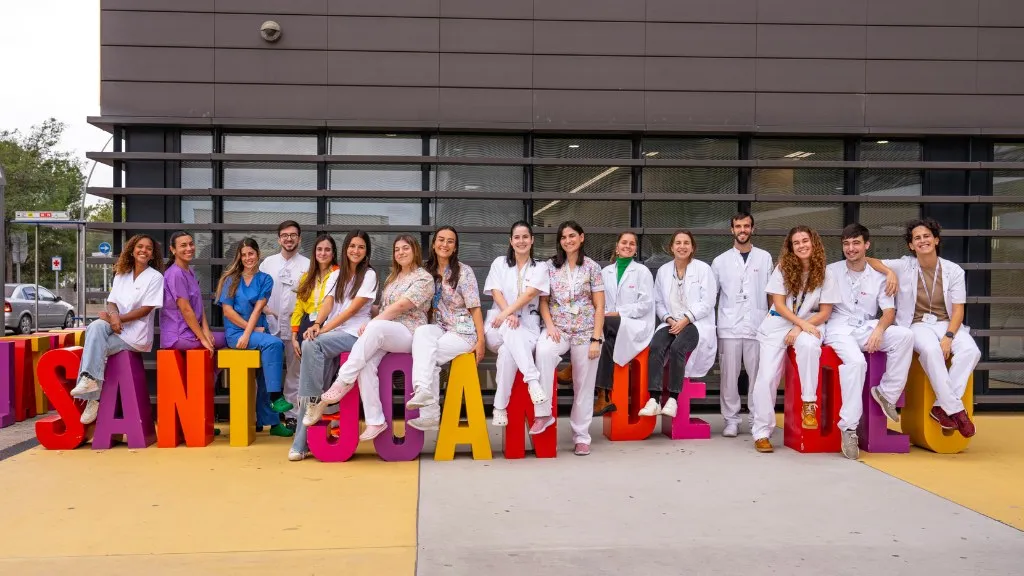 Foto grupal de residentes de 2024 del Hospital Sant Joan de Déu Barcelona Foto grupal de residentes de 2024 del Hospital Sant Joan de Déu Barcelona