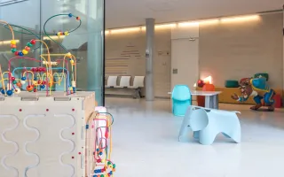 Sala de espera de urgencias, Hospital Sant Joan de Déu Barcelona