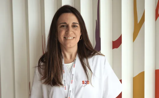 Estíbaliz Iglesias, reumatóloga del Hospital Sant Joan de Déu Barcelona Estíbaliz Iglesias, reumatóloga del Hospital Sant Joan de Déu Barcelona
