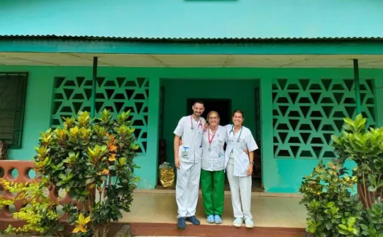 Residentes cooperantes en el Hospital de Sierra Leona Saint John of God Residentes cooperantes en el Hospital de Sierra Leona