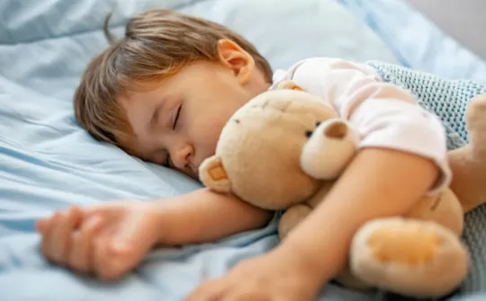 15 Informe FAROS: El son en la infància i l'adolescència 15 Informe FAROS: El son en la infància i l'adolescència