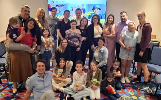 Encuentro con pacientes y familias de Costa Rica encuentro familias pacientes Costa Rica internacional SJD Barcelona Children's Hospital