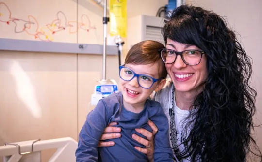 A mother and her son, a patient at SJD Barcelona Children’s Hospital A mother and her son, a patient at SJD Barcelona Children’s Hospital