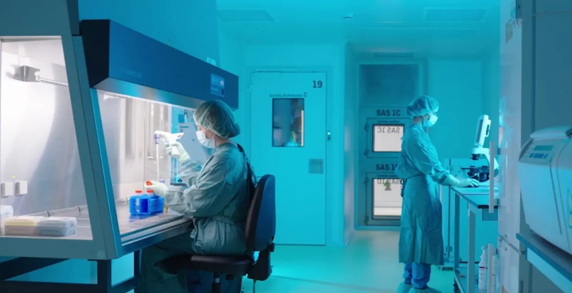 Cleanrooms in the Advanced Therapies Platform at the SJD Barcelona Children's Hospital